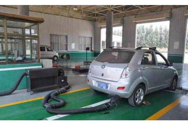 Anche anawasilisha sheria ya China kuhusu udhibiti wa utoaji wa gesi chafu kwenye magari
